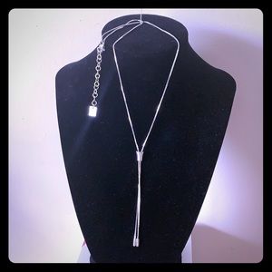 🌹3 for 20🌹🌹Nine West necklace silver color